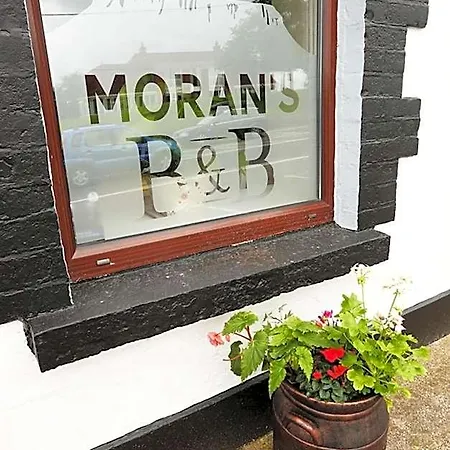 Moran's Bar & 3*