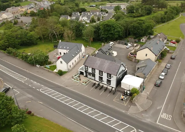 Moran's Bar & 3* Grange (Sligo)
