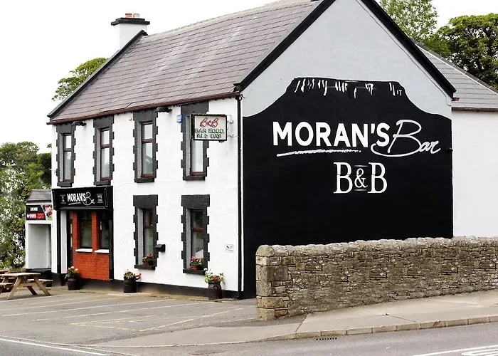 Moran's Bar & Panzió Grange